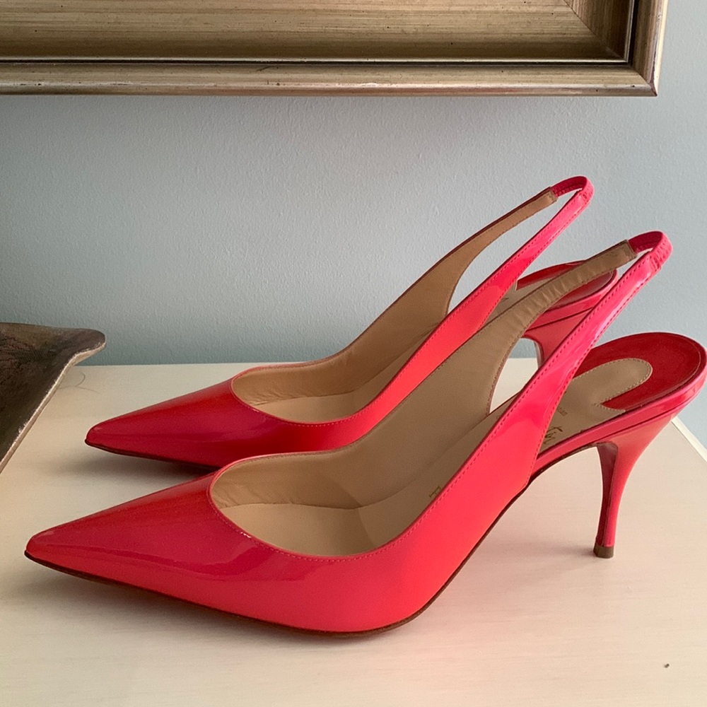 Christian Louboutin Clare Coral Pink sz.38 New
